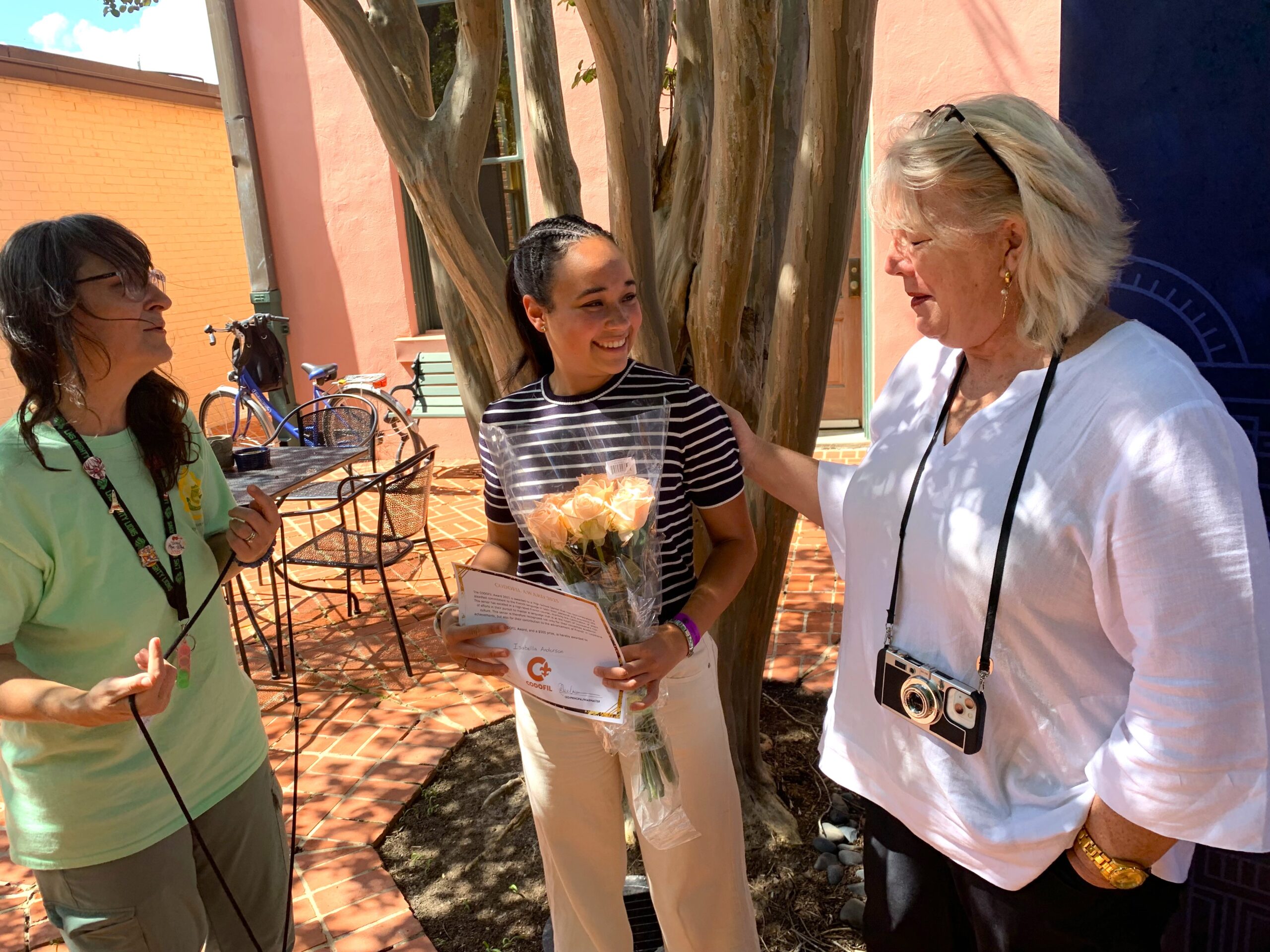 Isabella Anderson who with two teachers after receiving the CODOFIL Award