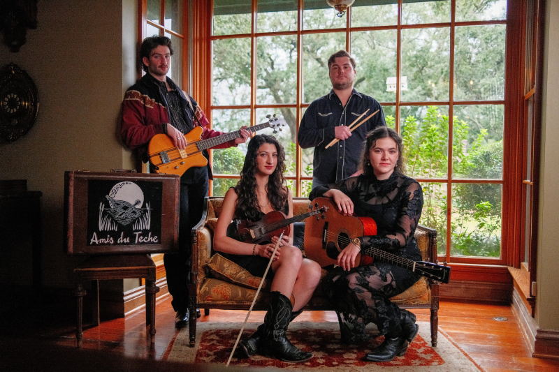 The band Amis du Techce